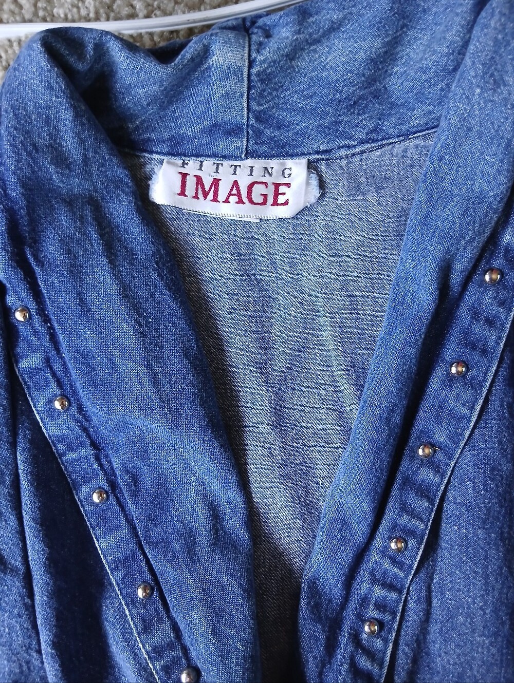 Vintage Women’s Blue Denim Jacket with Stud Details 80s 90s - Picture 2 of 11